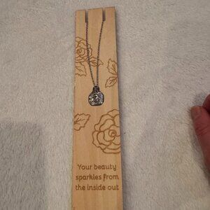 Silver Pendant Necklace Gift – “Your Beauty Sparkles” Engraved Wood Card
